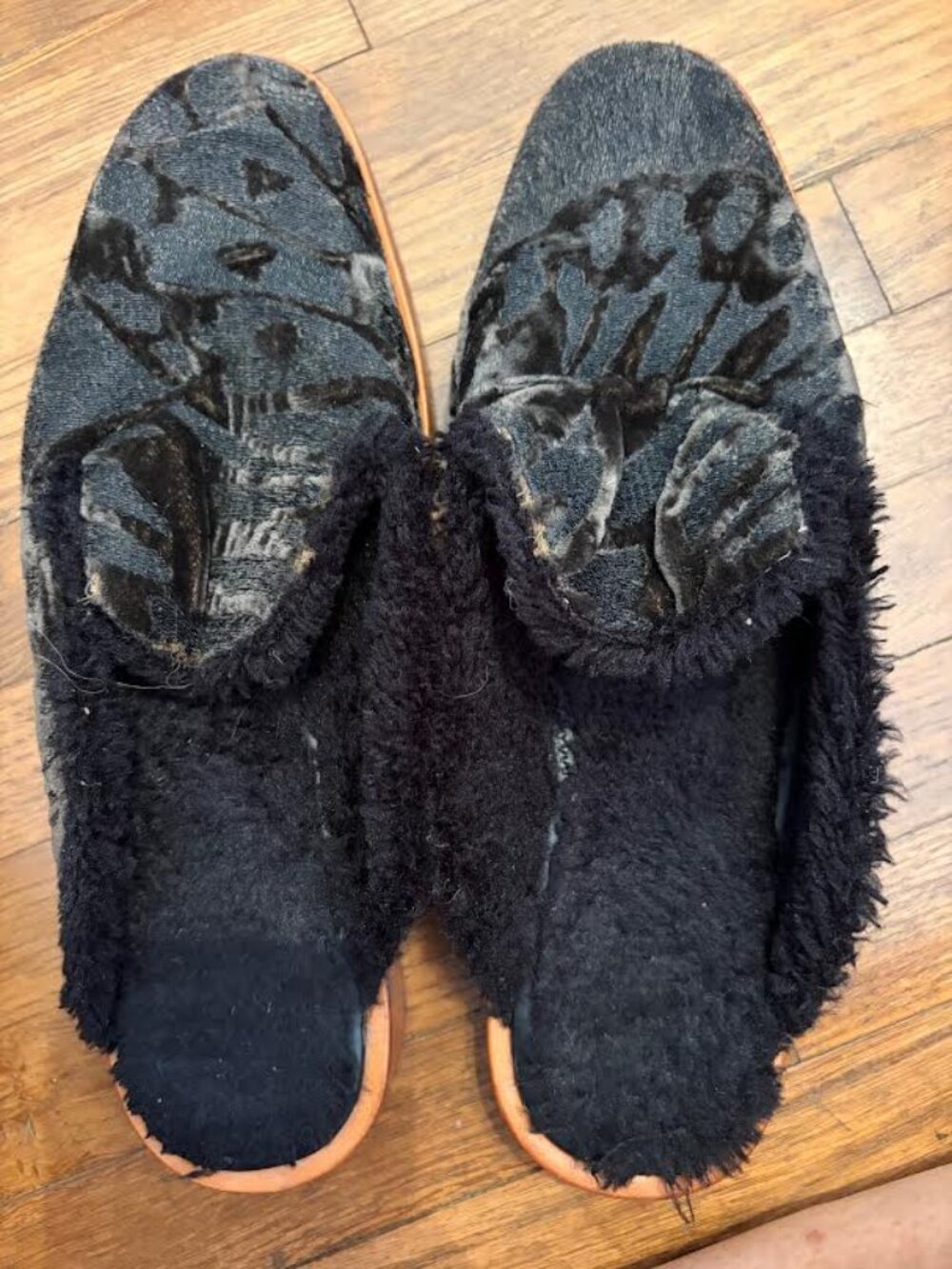 FREE PEOPLE Faux Shoes VELVET BLACK SIZE 7 - Picture 4 of 10